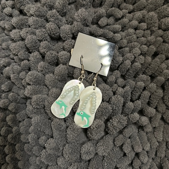 Dolphin flip flop earrings - Picture 1 of 1